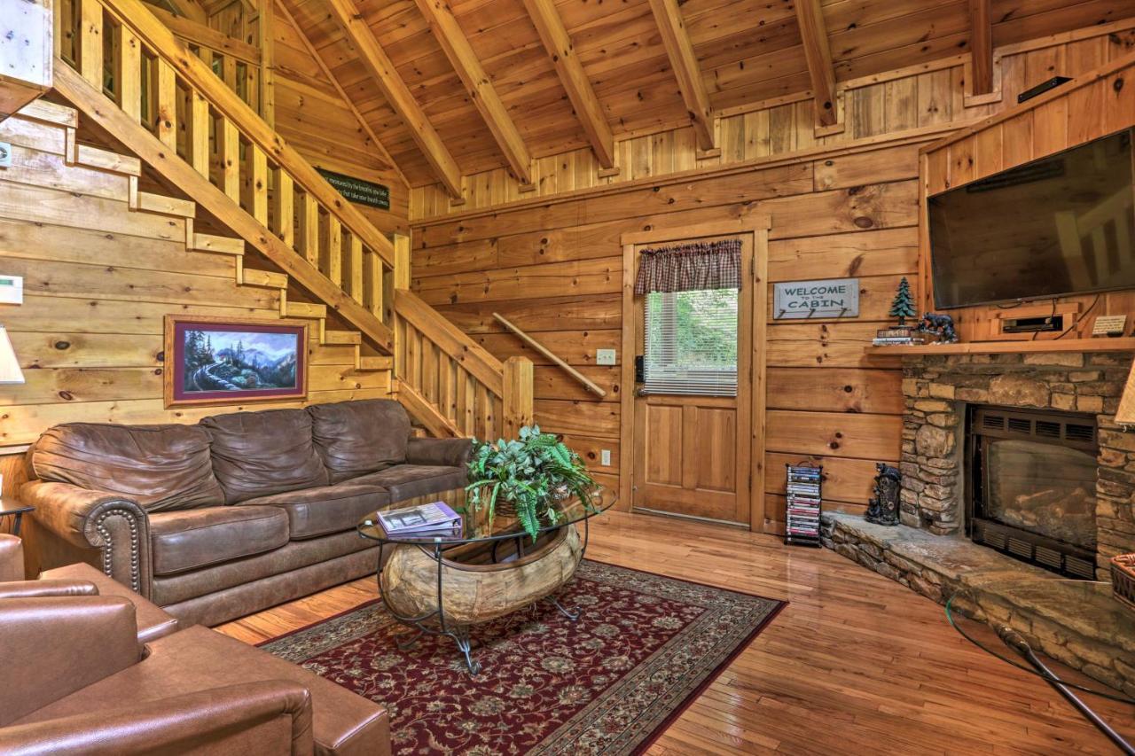 Gatlinburg Mountainside Escape With Deck And Hot Tub! Exterior foto