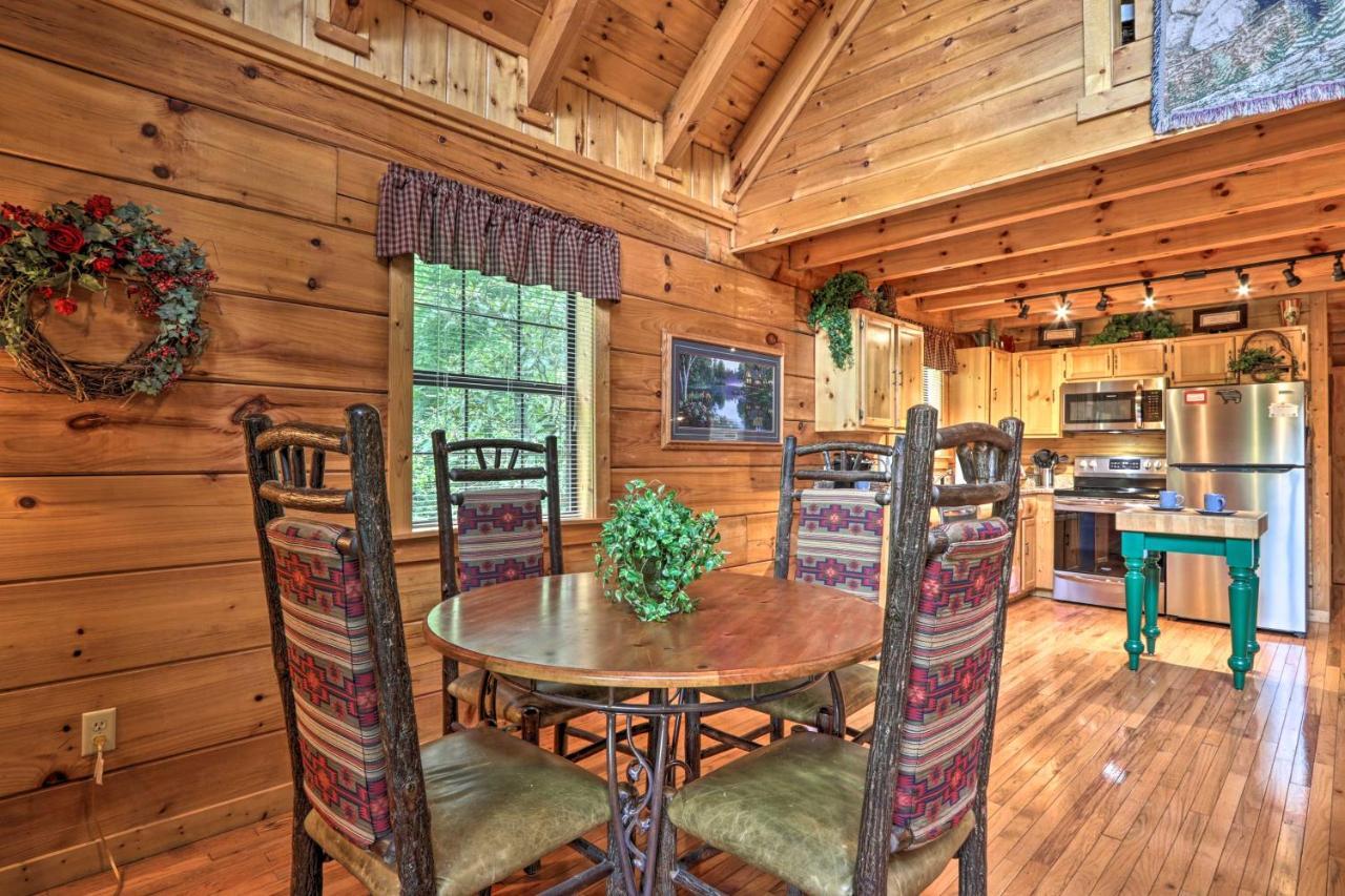 Gatlinburg Mountainside Escape With Deck And Hot Tub! Exterior foto