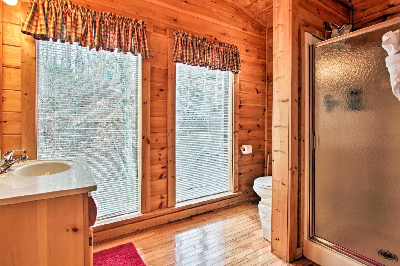 Gatlinburg Mountainside Escape With Deck And Hot Tub! Exterior foto